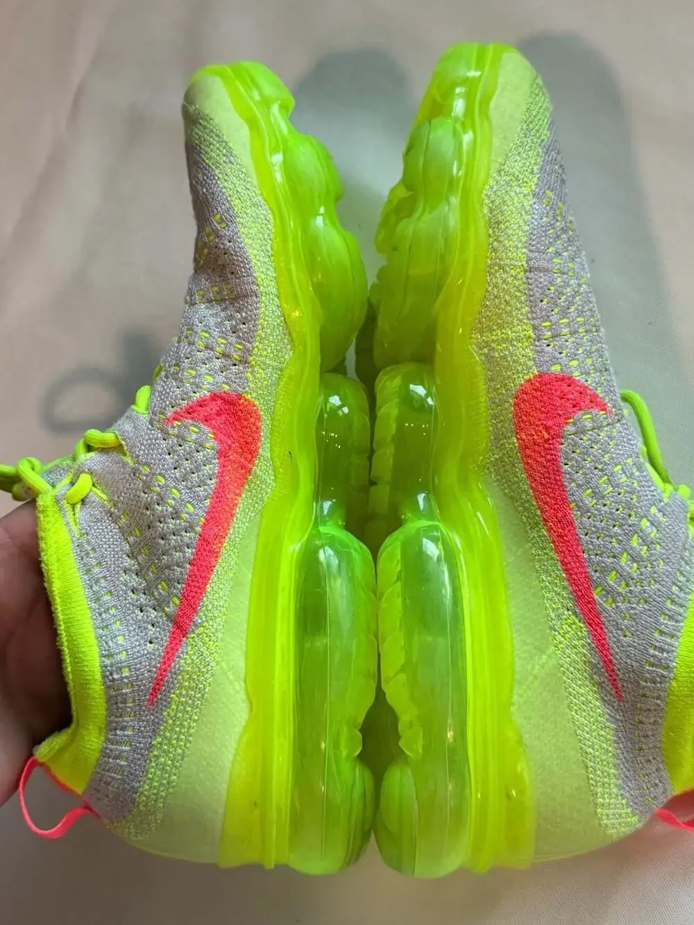 Nike Air VaporMax 2023 Flyknit Vast Grey Volt Men’s Size 8 FZ4016-001